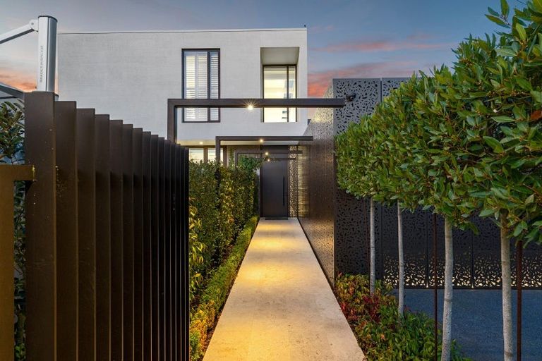 Photo of property in 48 Clissold Street, Merivale, Christchurch, 8014