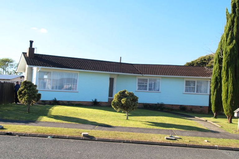 Photo of property in 1 Halswell Street, Mangere East, Auckland, 2024