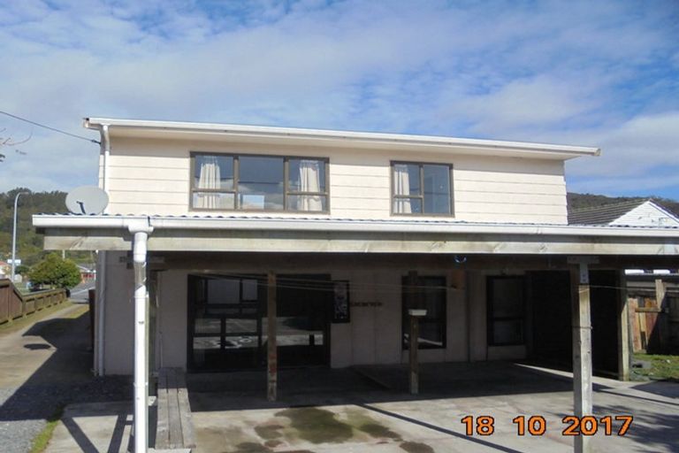 Photo of property in 1287 High Street, Taita, Lower Hutt, 5011