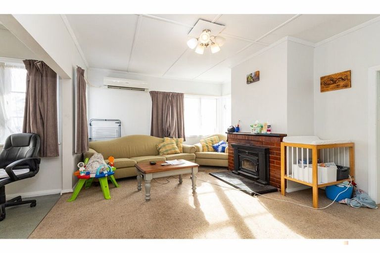 Photo of property in 18 Argyle Street, Marchwiel, Timaru, 7910