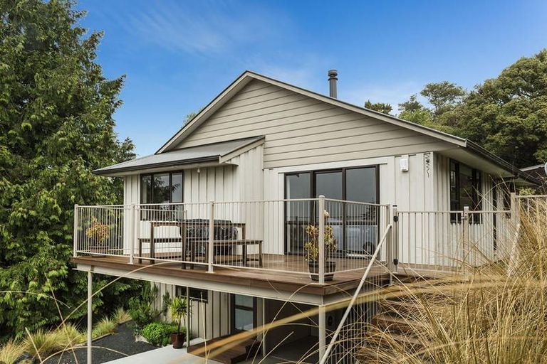 Photo of property in 49 Centennial Avenue, Helensburgh, Dunedin, 9010