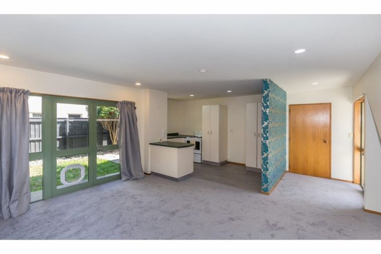 Photo of property in 1/11 Crohane Place, Addington, Christchurch, 8024