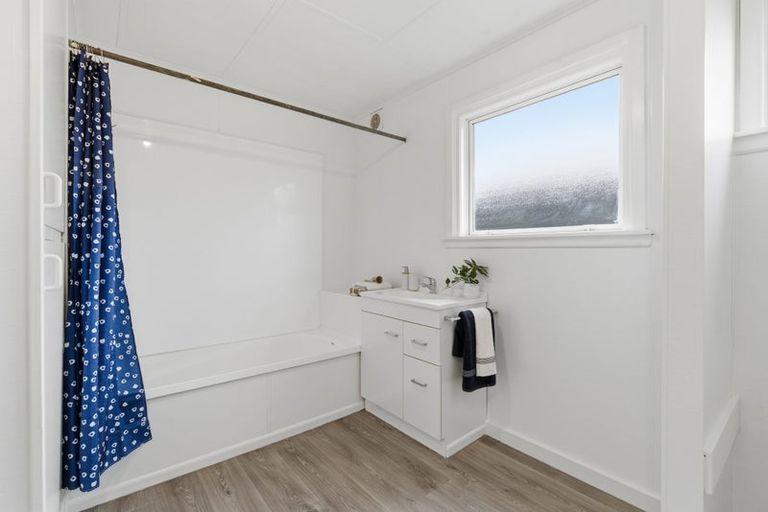 Photo of property in 259 Estuary Road, South New Brighton, Christchurch, 8062