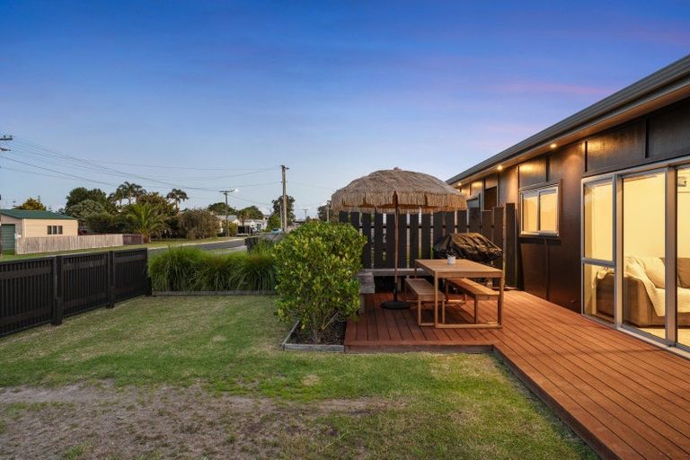 Photo of property in 209 Kiwi Road, Whangamata, 3620