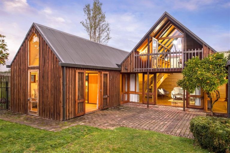 Photo of property in 38 Repton Street, Merivale, Christchurch, 8014