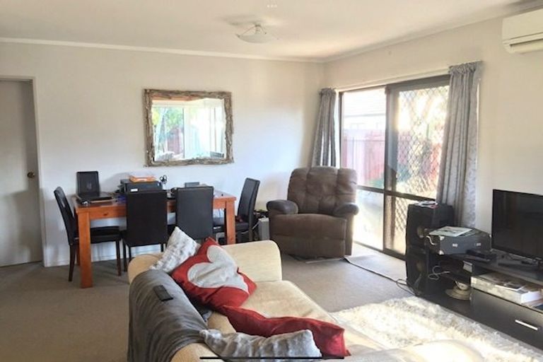 Photo of property in 3/62 Songer Street, Stoke, Nelson, 7011