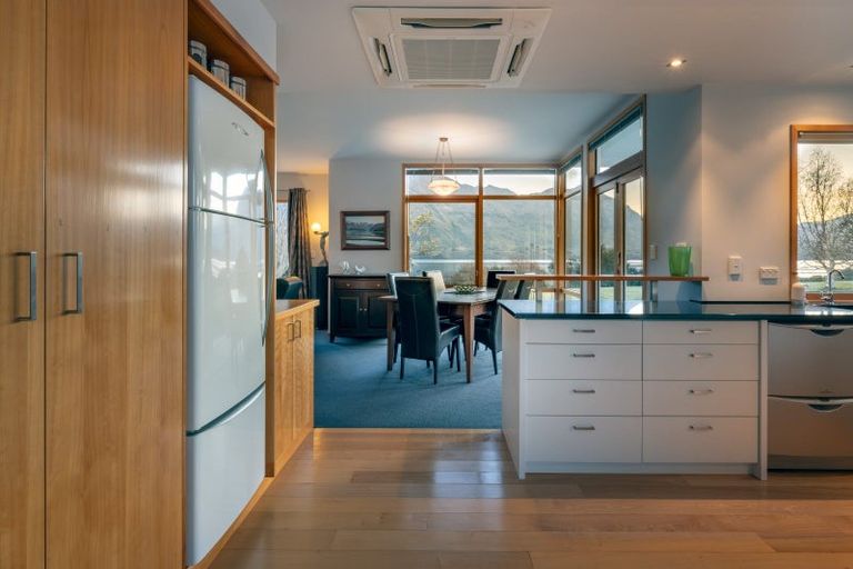 Photo of property in 27 Waimana Place, Wanaka, 9305