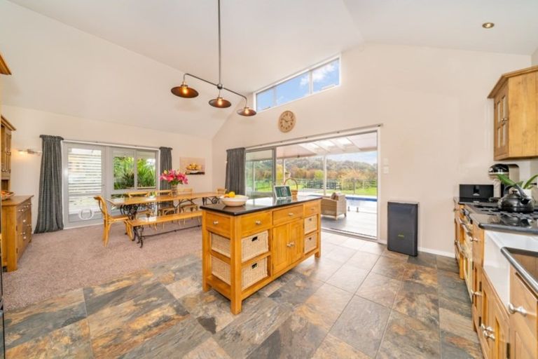 Photo of property in 39 Mangaroa Valley Road, Mangaroa, Upper Hutt, 5371