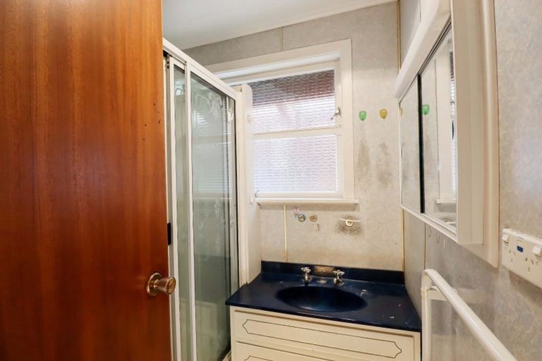 Photo of property in 1002 High Street, Avalon, Lower Hutt, 5011