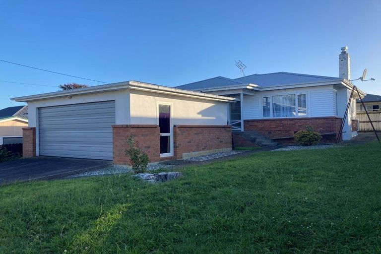 Photo of property in 14 Hayward Road, Papatoetoe, Auckland, 2025