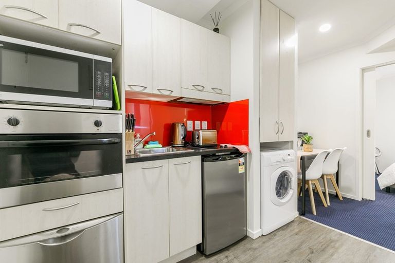 Photo of property in 44 Kervil Avenue, Te Atatu Peninsula, Auckland, 0610