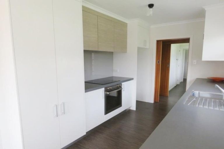 Photo of property in 66 Record Street, Fitzroy, New Plymouth, 4312