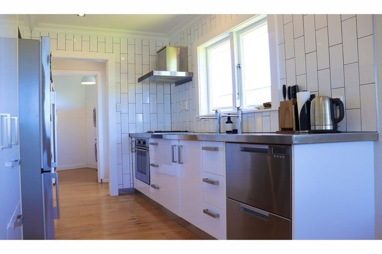 Photo of property in 1/14 James Street, Bayview, Auckland, 0629