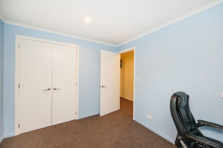 Photo of property in 7 Grand Oaks Drive, Awapuni, Palmerston North, 4412