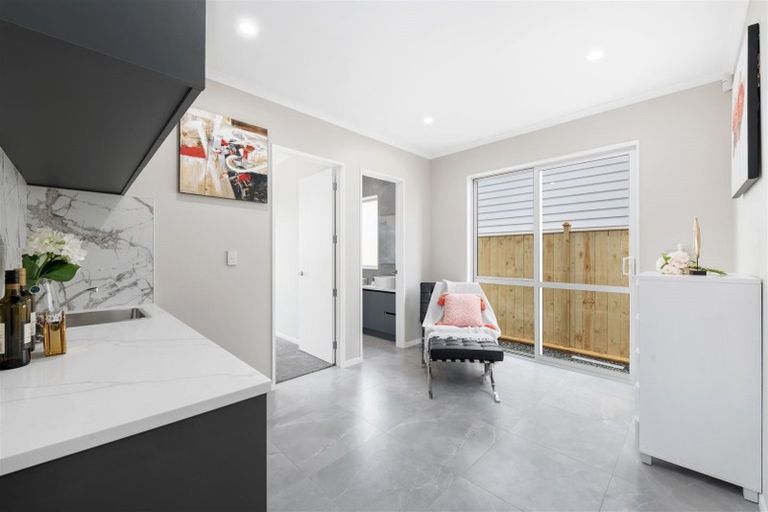 Photo of property in 15 Drumconnell Drive, Flat Bush, Auckland, 2019