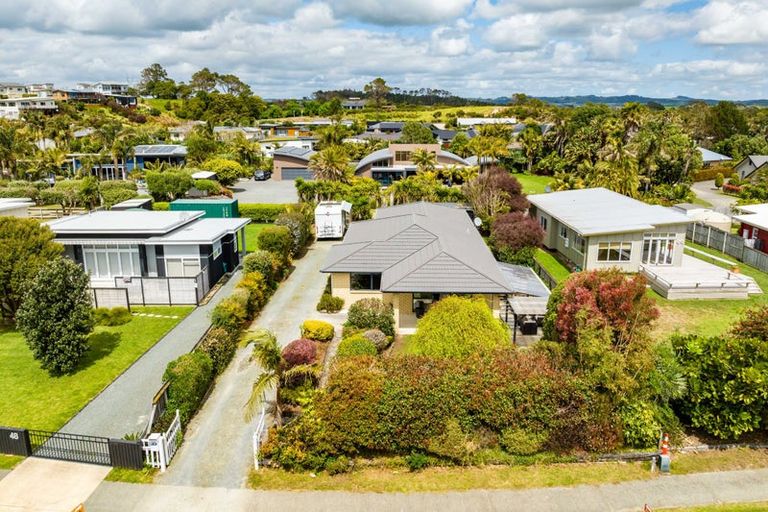 Photo of property in 46 Seabreeze Road, Mangawhai Heads, Mangawhai, 0505