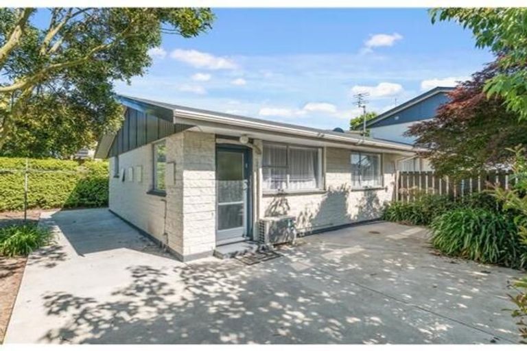 Photo of property in 45 Whitmore Street, Edgeware, Christchurch, 8013