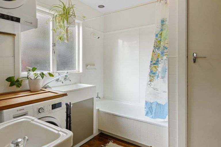 Photo of property in 121 Nayland Street, Sumner, Christchurch, 8081