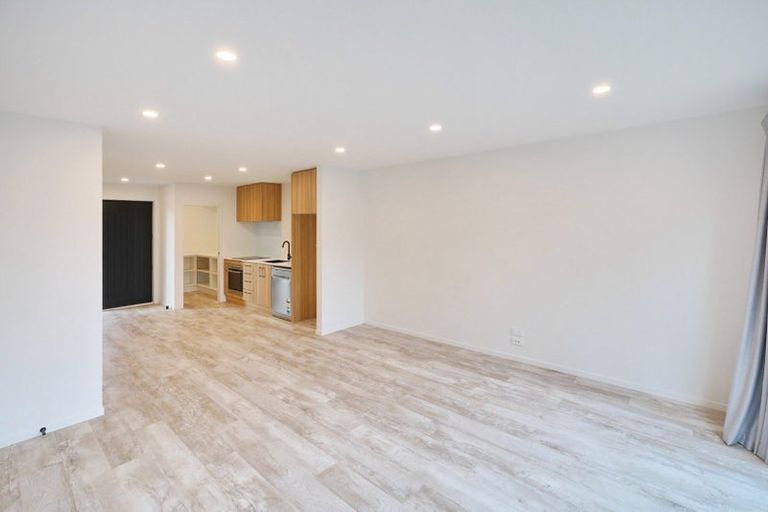 Photo of property in 4/31 Champion Street, Edgeware, Christchurch, 8013