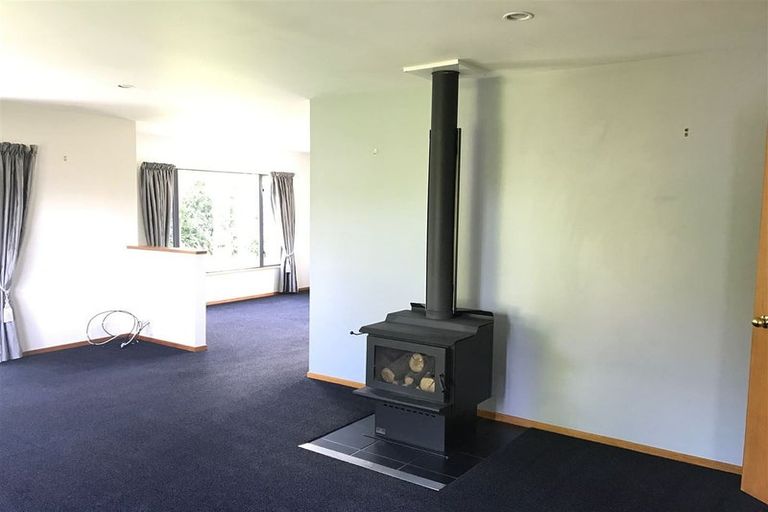 Photo of property in 16 Buckleys Road, Rangiora, 7400