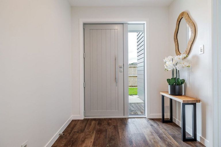 Photo of property in 58 Freedom Drive, Kelvin Grove, Palmerston North, 4414