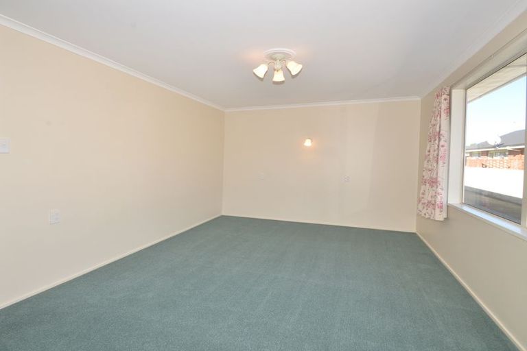 Photo of property in 165 Oxford Street, South Dunedin, Dunedin, 9012