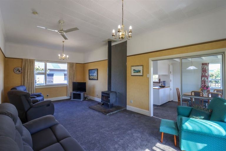 Photo of property in 19 Harris Street, Pleasant Point, 7903