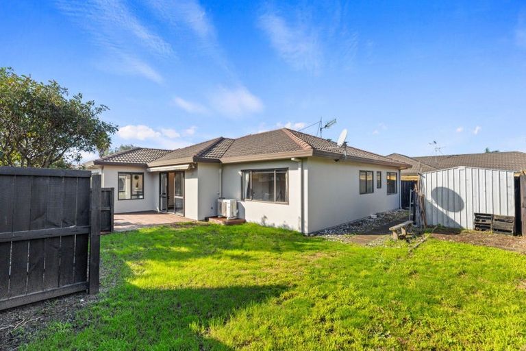 Photo of property in 38 Katerini Grove, Papamoa Beach, Papamoa, 3118