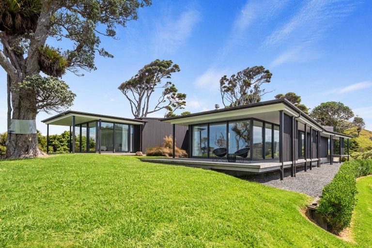 Photo of property in 21 Tangaroa Road, Mangawhai Heads, Mangawhai, 0505
