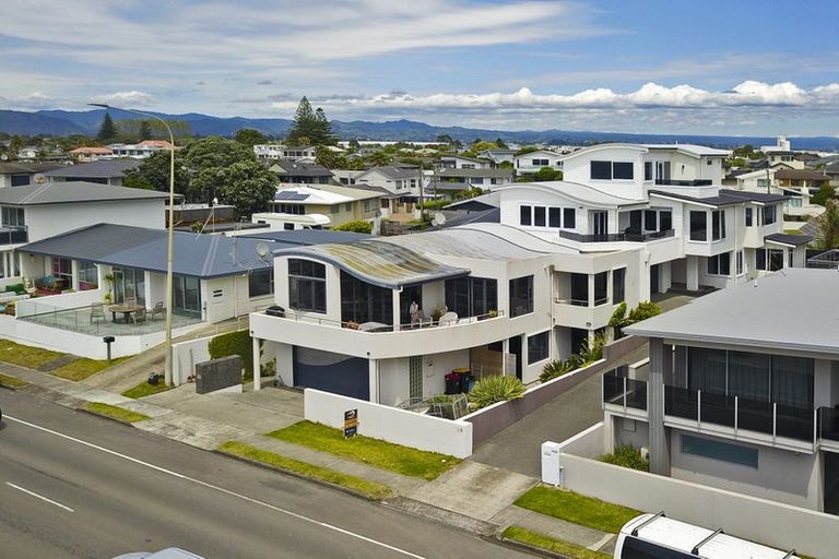 Photo of property in 1/203 Marine Parade, Mount Maunganui, 3116