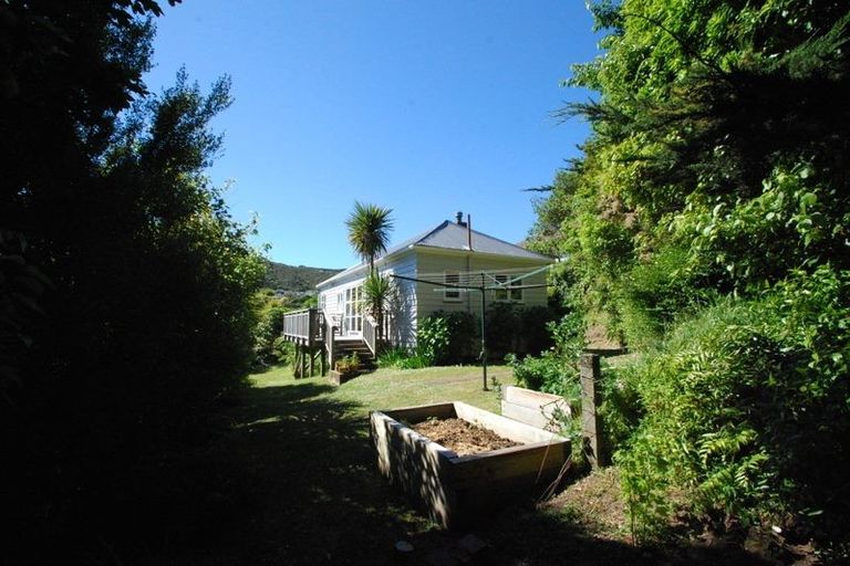 Photo of property in 107 Sunshine Avenue, Karori, Wellington, 6012