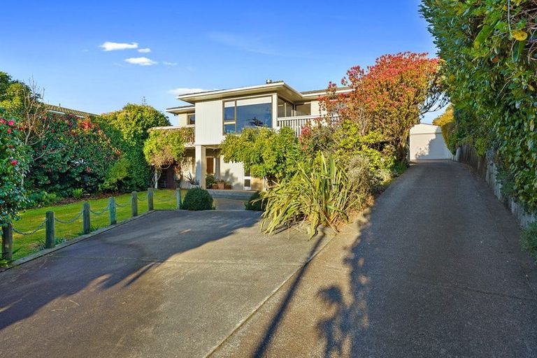 Photo of property in 36 Queens Road, Waikanae Beach, Waikanae, 5036