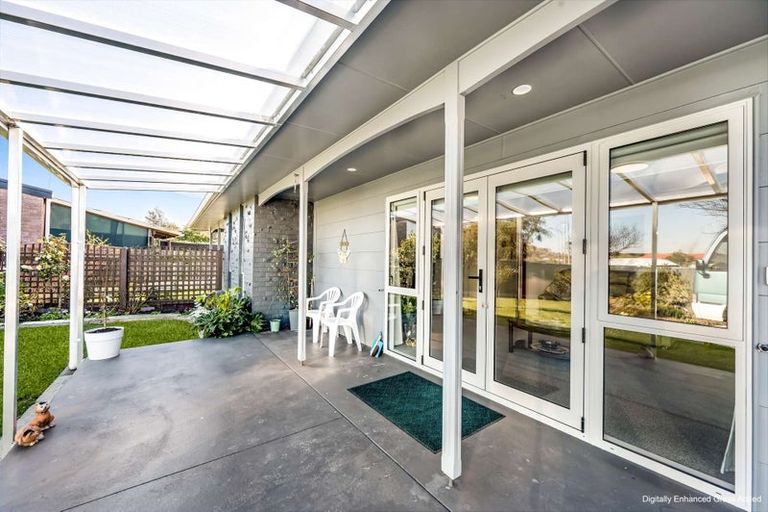Photo of property in 22 Glamorgan Avenue, Tamatea, Napier, 4112