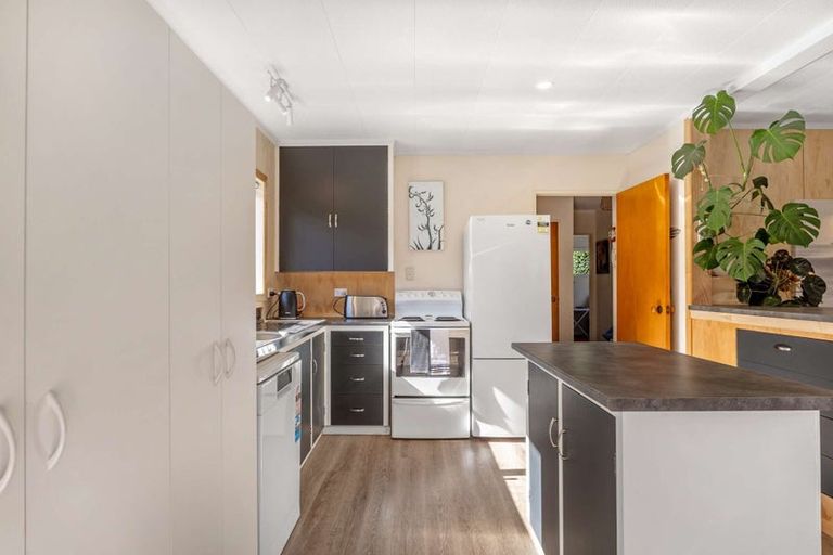 Photo of property in 23 Punga Place, Whitianga, 3510