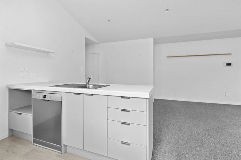 Photo of property in 129 Forest Lake Road, Forest Lake, Hamilton, 3200