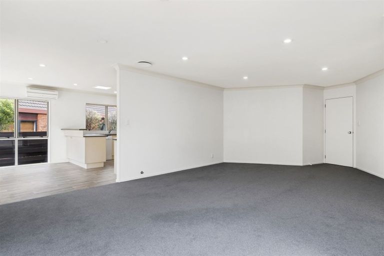 Photo of property in 44b Bayfair Drive, Mount Maunganui, 3116