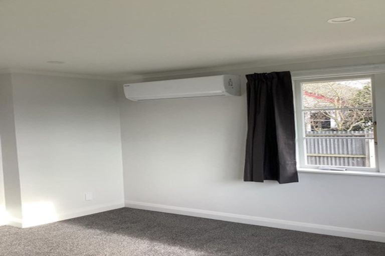 Photo of property in 8 Dunarnan Street, Avonside, Christchurch, 8061