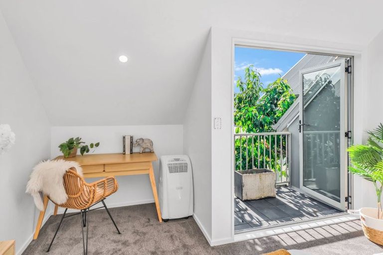 Photo of property in 4/1010 Colombo Street, St Albans, Christchurch, 8014