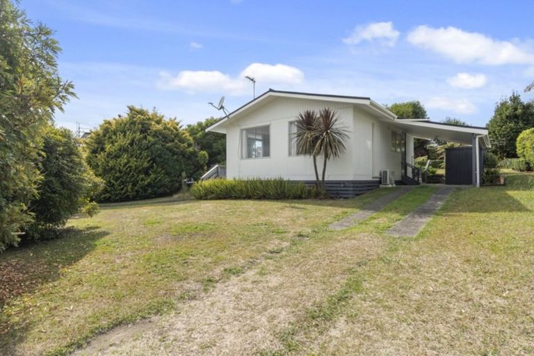 Photo of property in 2 Coppelia Avenue, Omokoroa, 3114