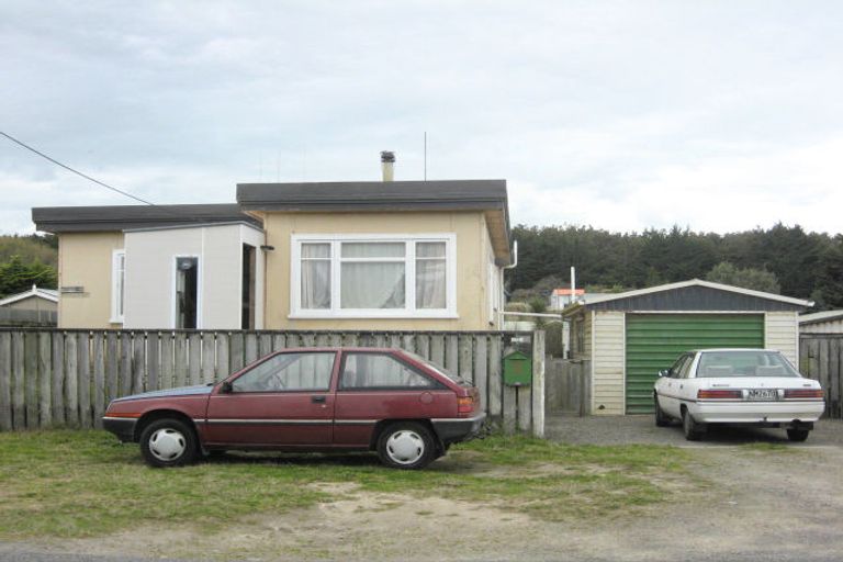 Photo of property in 172 Park Avenue, Waitarere Beach, Levin, 5510