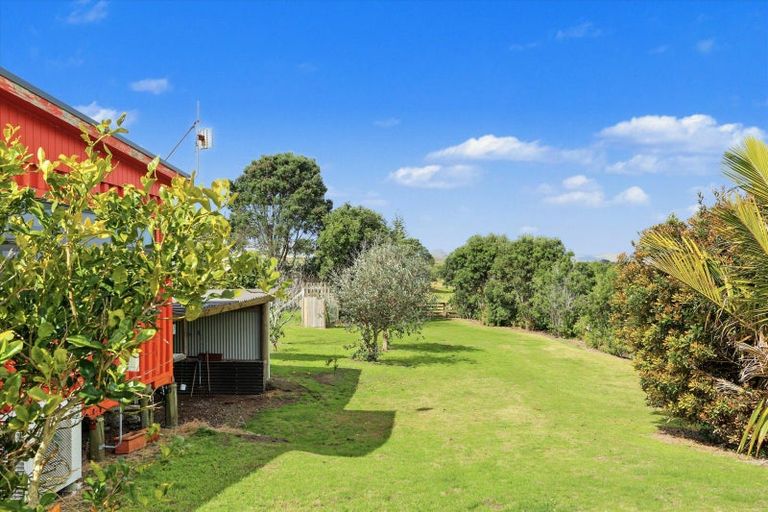 Photo of property in 564a Pukehina Parade, Pukehina, Te Puke, 3189