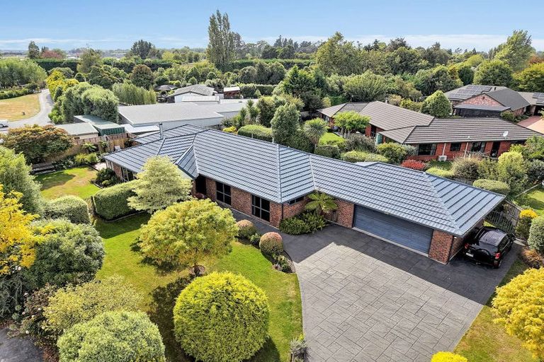 Photo of property in 36 Taranaki Drive, Woodend, 7610