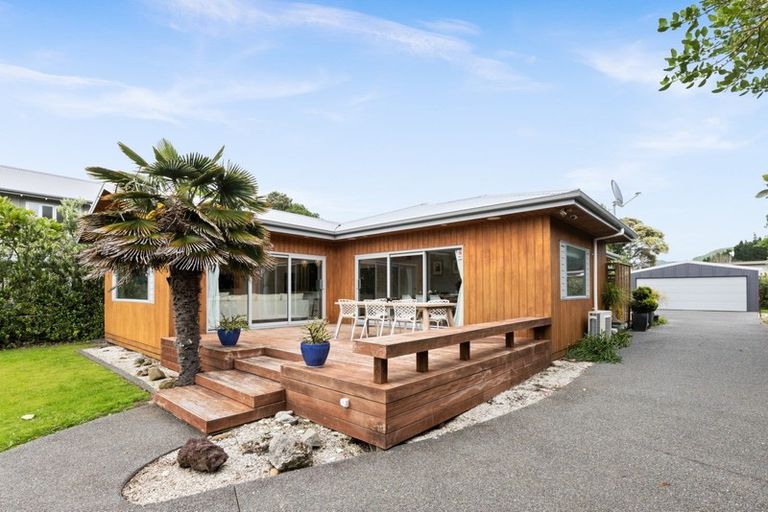 Photo of property in 173 Harper Road, Waimarama, Havelock North, 4294