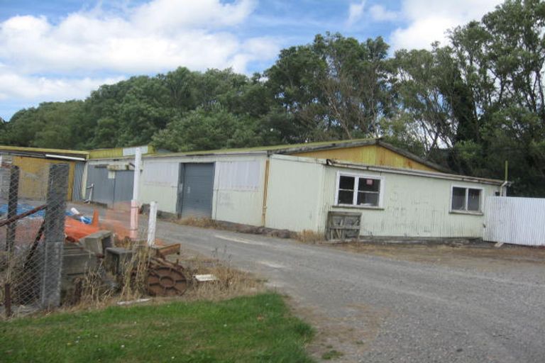 Photo of property in 31 Tiraumea Road, Pahiatua, 4910