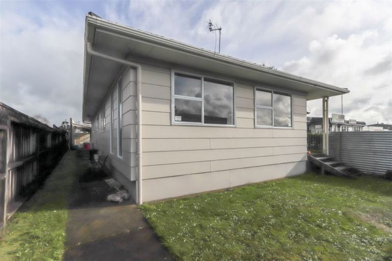 Photo of property in 56 Matai Street, Inglewood, 4330
