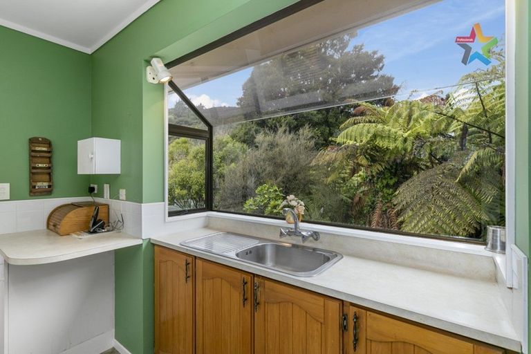 Photo of property in 70a Tawhai Street, Stokes Valley, Lower Hutt, 5019