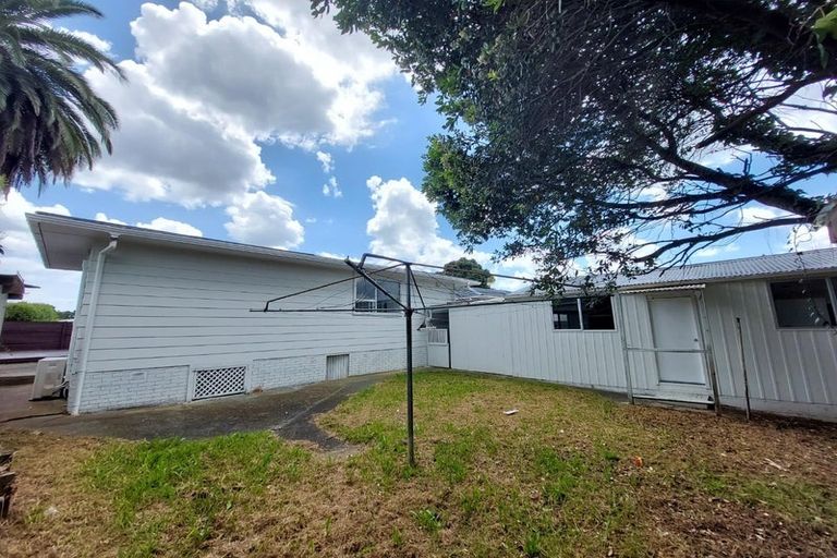 Photo of property in 11 Gambare Place, Wattle Downs, Auckland, 2103