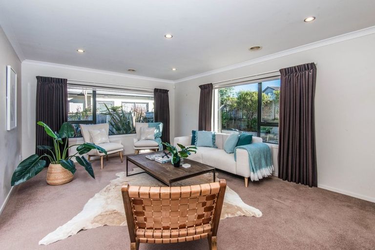 Photo of property in 53 Te Puia Drive, Aotea, Porirua, 5024