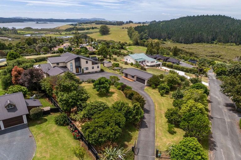 Photo of property in 8 Heron Hill, Kerikeri, 0230