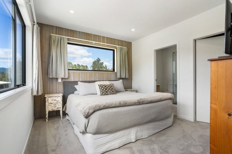 Photo of property in 18 Pinnacles Lane, Pauanui, 3579